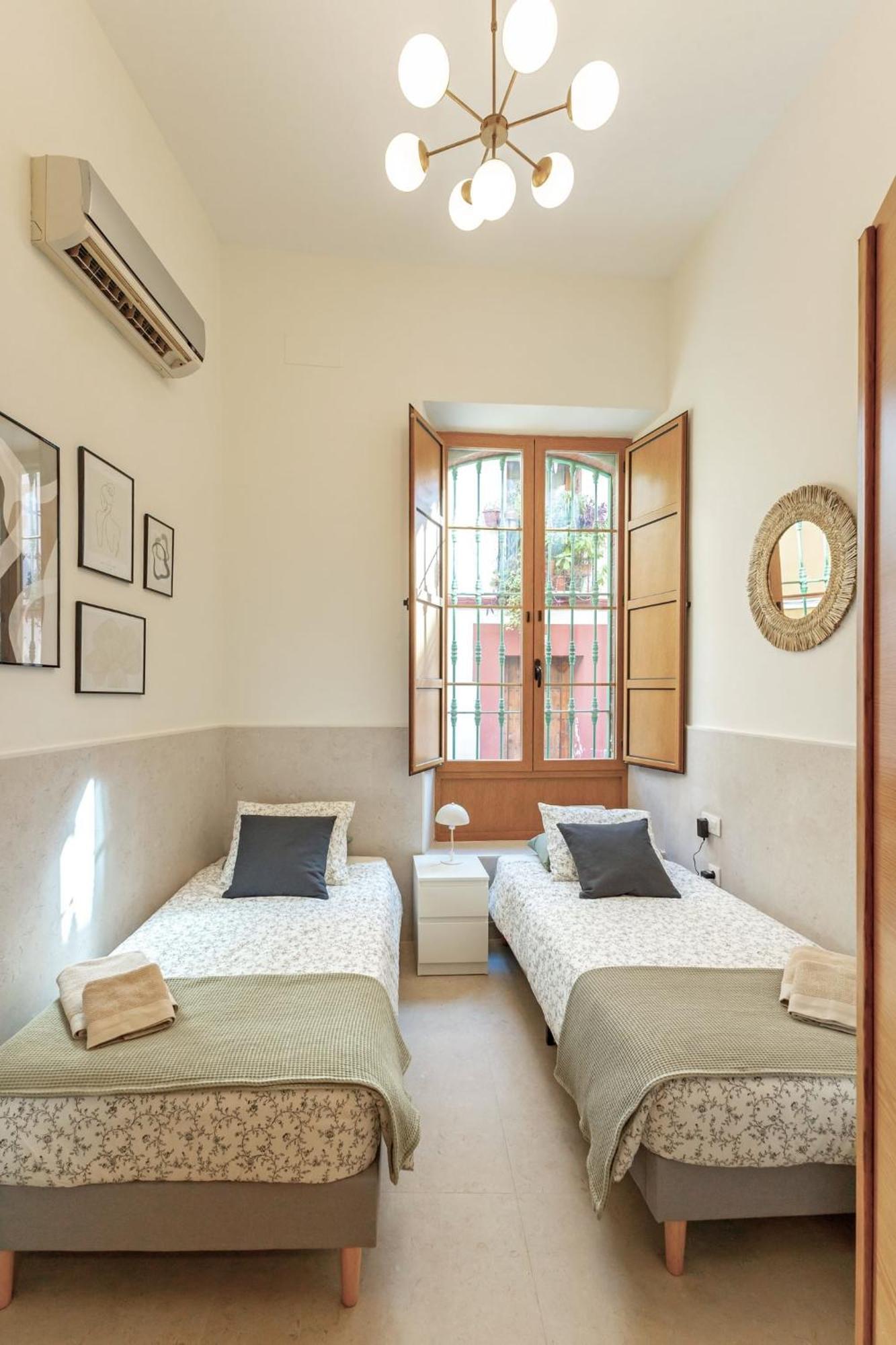 Modern Spacious Apartment Central Of Σεβίλλη Εξωτερικό φωτογραφία